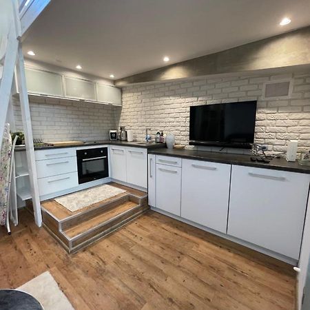 Warynskiego 9 - Piekna Panorama Miasta - Smart Tv 42 Cale - Wifi - Ekspres Kapsulkowy - W Pelni Wyposazona Kuchnia Варшава Экстерьер фото
