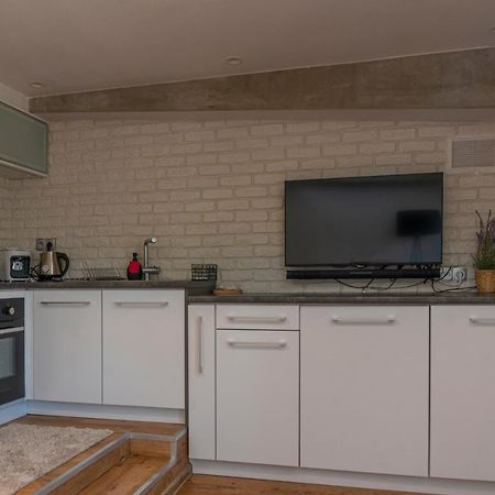 Warynskiego 9 - Piekna Panorama Miasta - Smart Tv 42 Cale - Wifi - Ekspres Kapsulkowy - W Pelni Wyposazona Kuchnia Варшава Экстерьер фото