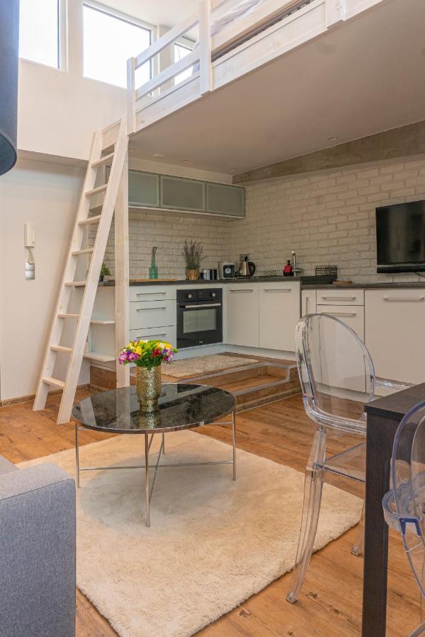 Warynskiego 9 - Piekna Panorama Miasta - Smart Tv 42 Cale - Wifi - Ekspres Kapsulkowy - W Pelni Wyposazona Kuchnia Варшава Экстерьер фото